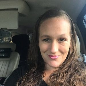 Meet your Posher, Kara